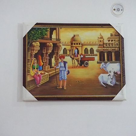 Hotel O Quadis Νόιντα Εξωτερικό φωτογραφία