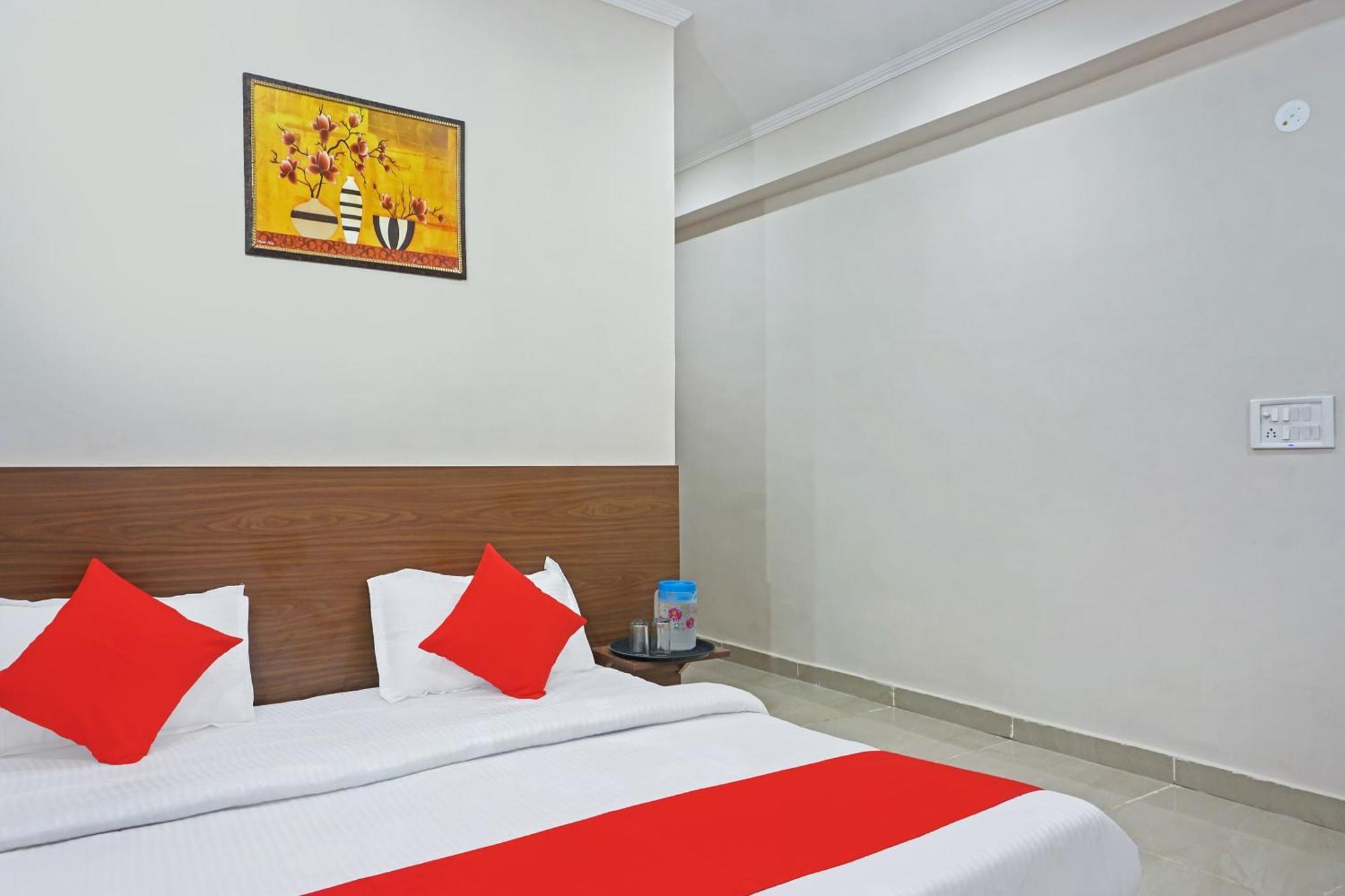 Hotel O Quadis Νόιντα Εξωτερικό φωτογραφία