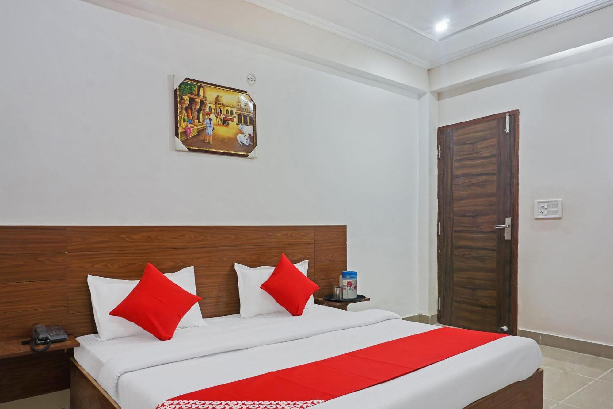 Hotel O Quadis Νόιντα Εξωτερικό φωτογραφία