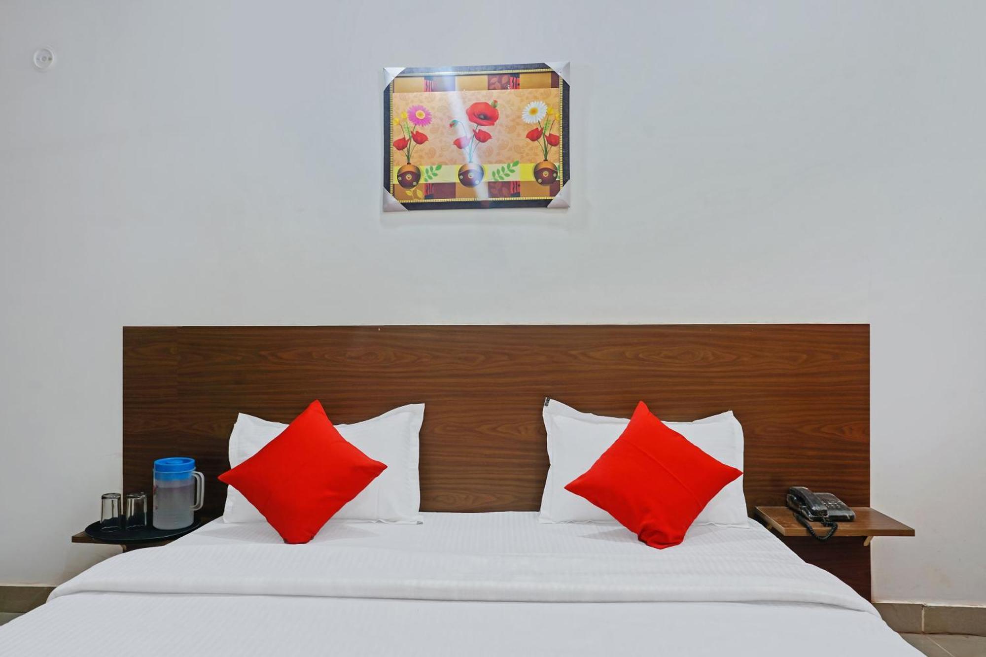 Hotel O Quadis Νόιντα Εξωτερικό φωτογραφία