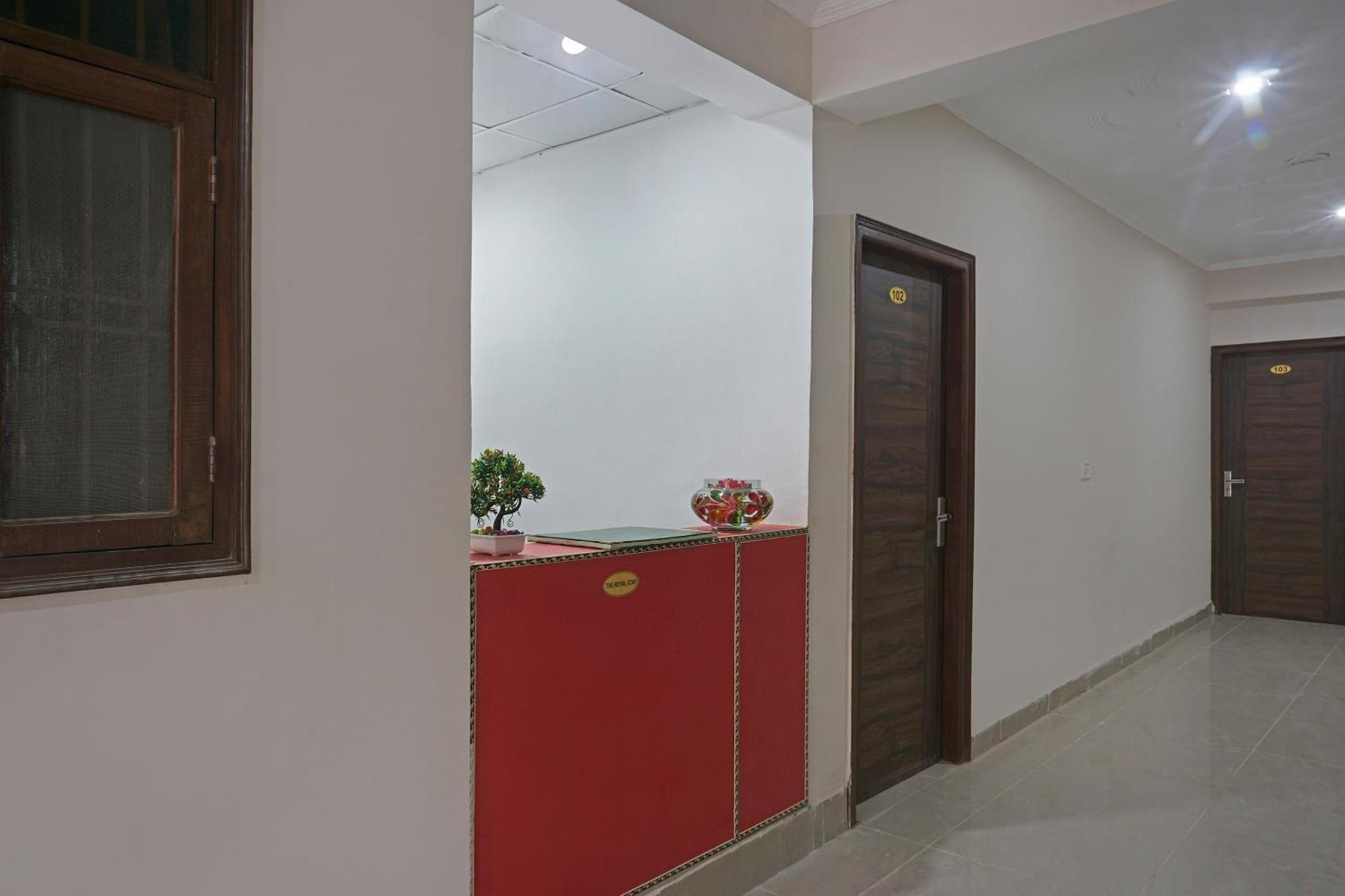 Hotel O Quadis Νόιντα Εξωτερικό φωτογραφία
